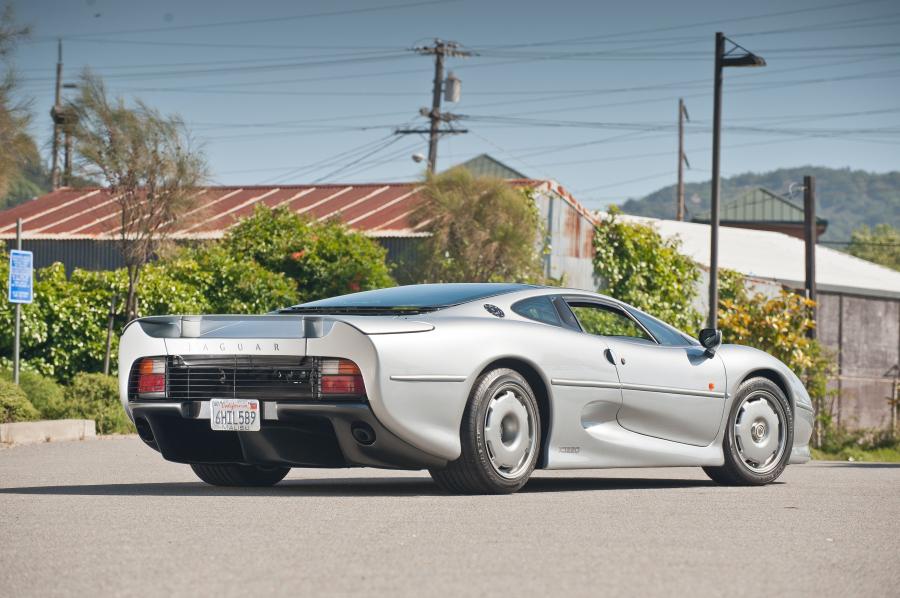  Jaguar XJ220 1993 года  (фото 20 из 28)